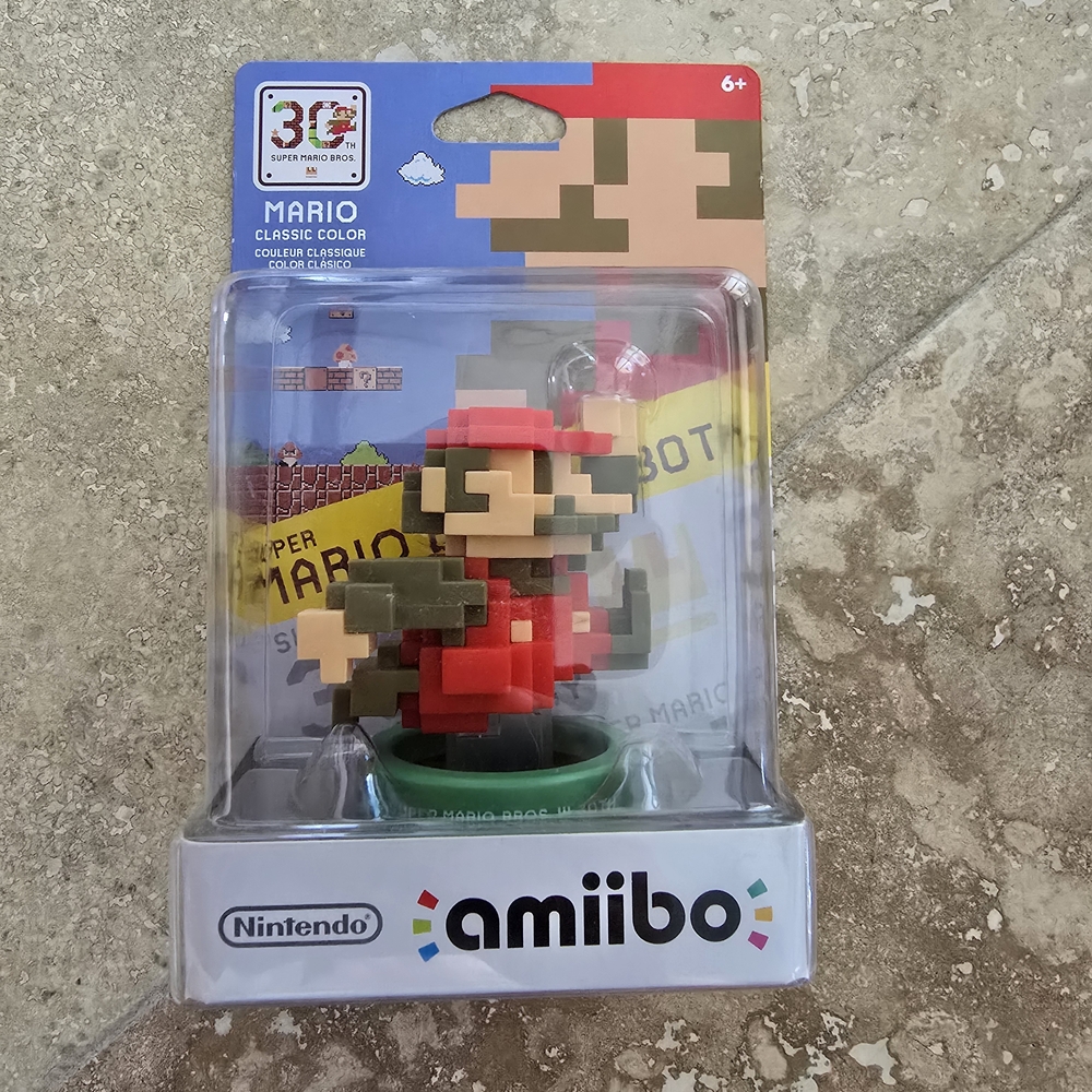 Nintendo Amiibo Mario Classic Color